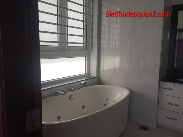 Bồn tắm Bồn tắm